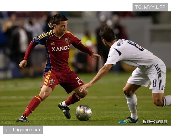 奥纳纳状态稳健,关键战助力球队强势回暖 奥纳纳状态稳健,关键战助力球队强势回暖