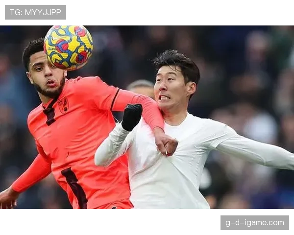 谢联英超奋力争胜，状态回暖引关注